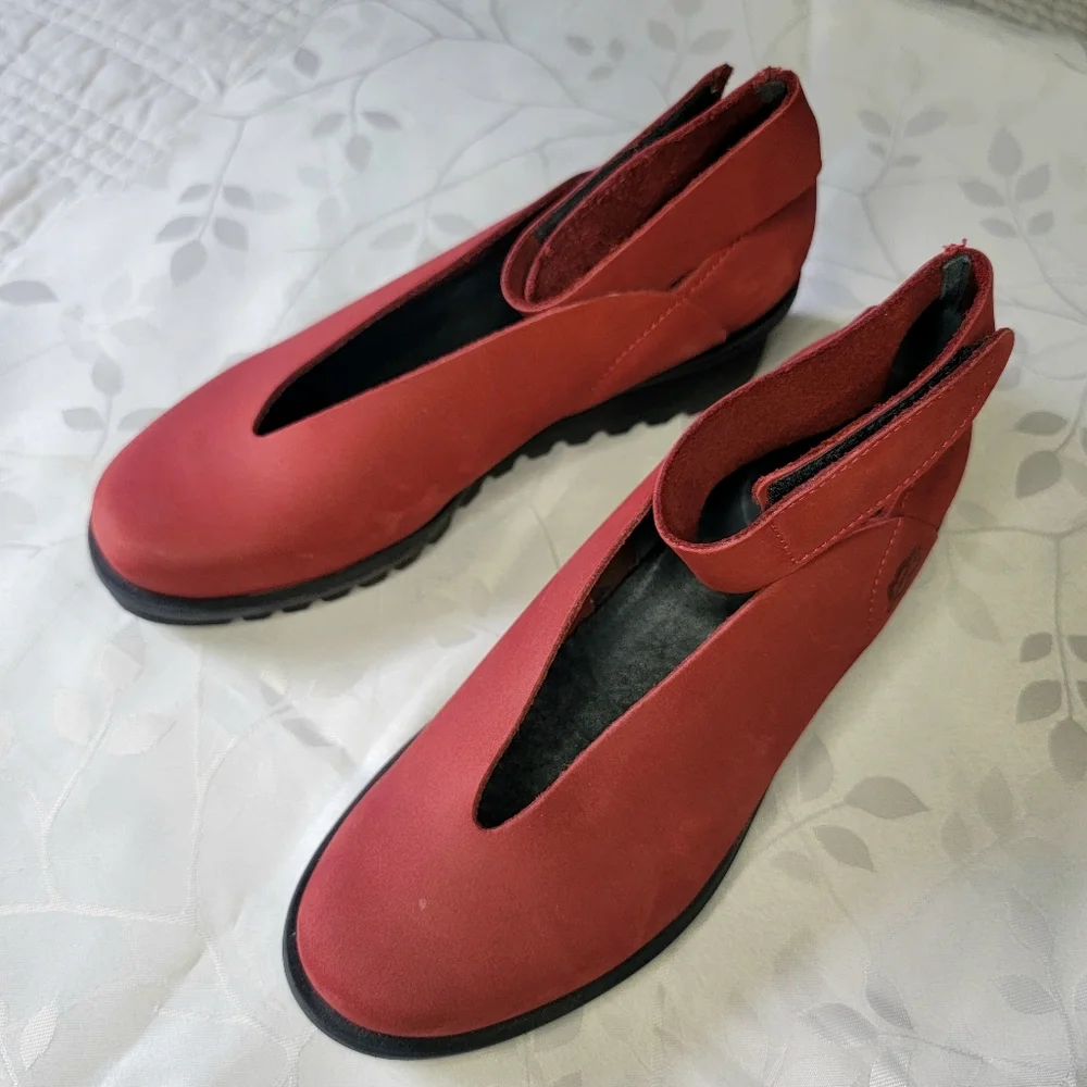 Loints‎ Of Holland Dark Red Leather Ankle Strap Comfort Wedge Shoes Size 7.5